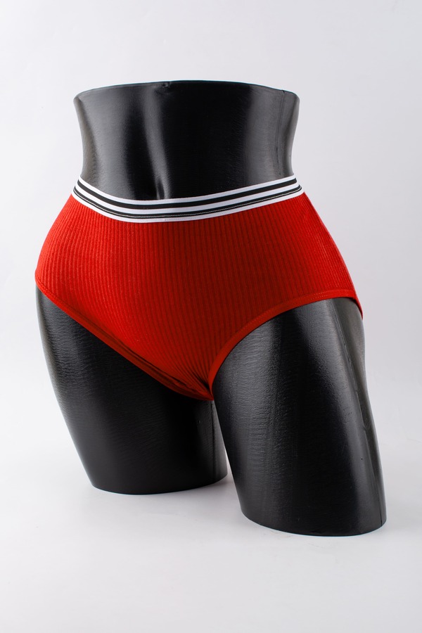 Слипы в рубчик с двумя черными полосками