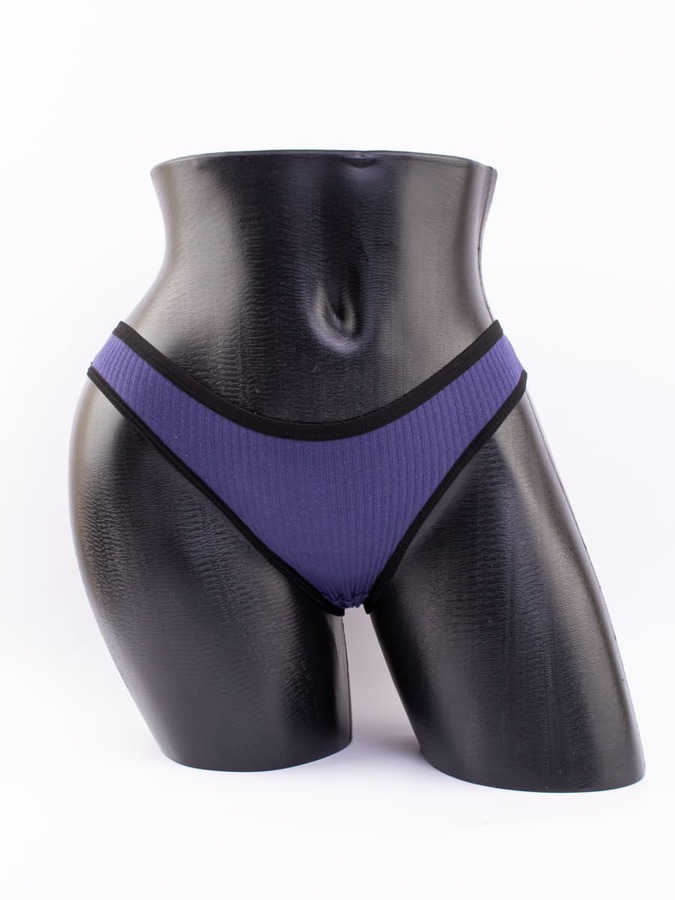 Слипы в рубчик с черной полоской