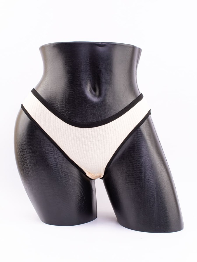 Слипы в рубчик с черной полоской