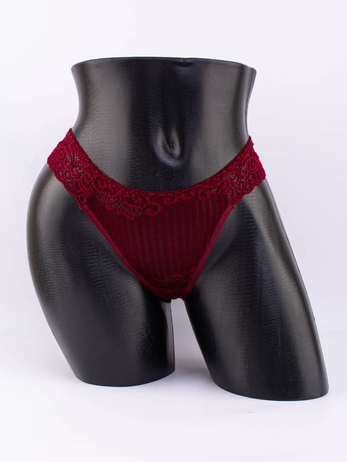 Стринги кружевные