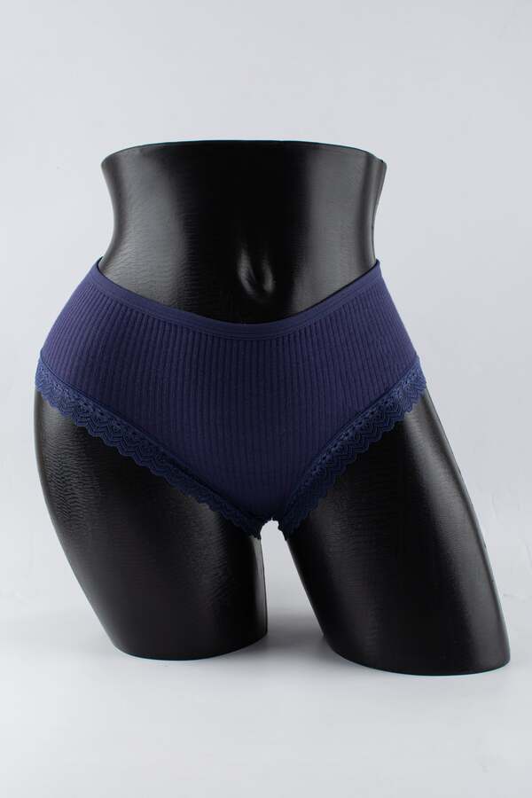 Слипы в рубчик с кружевом