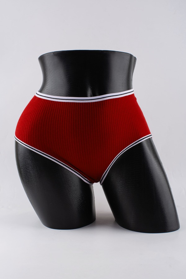 Слипы в рубчик с белым поясом и черной полоской 