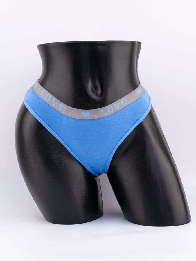 Стринги с эластичным поясом с надписью "love"