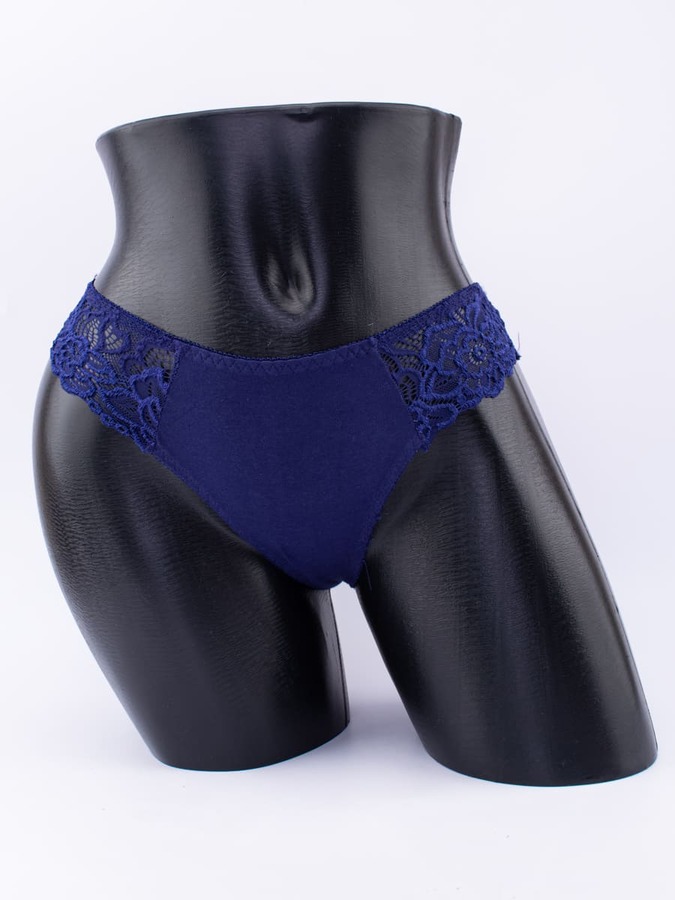 Стринги гипюровые