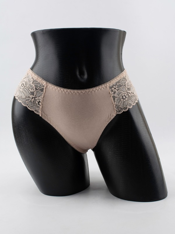 Стринги гипюровые