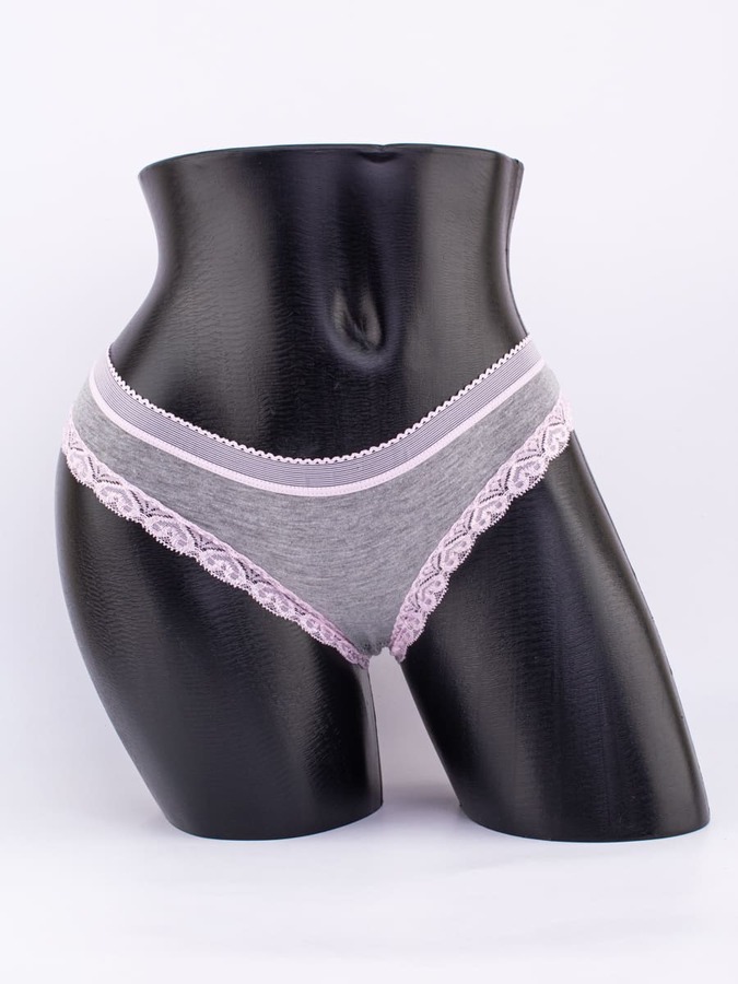 Слипы с кружевной окантовкой и эластичным поясом