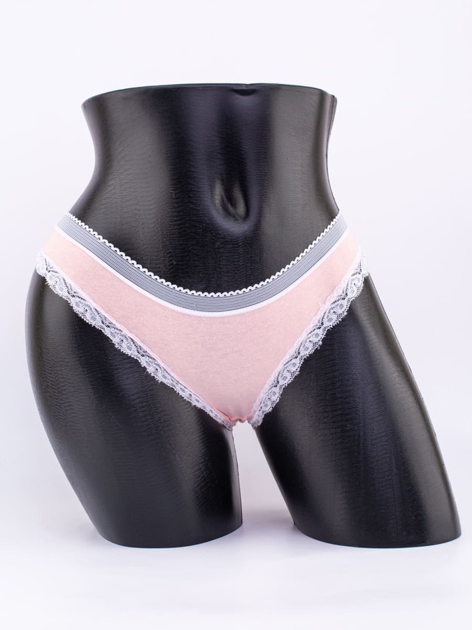 Слипы с кружевной окантовкой и эластичным поясом