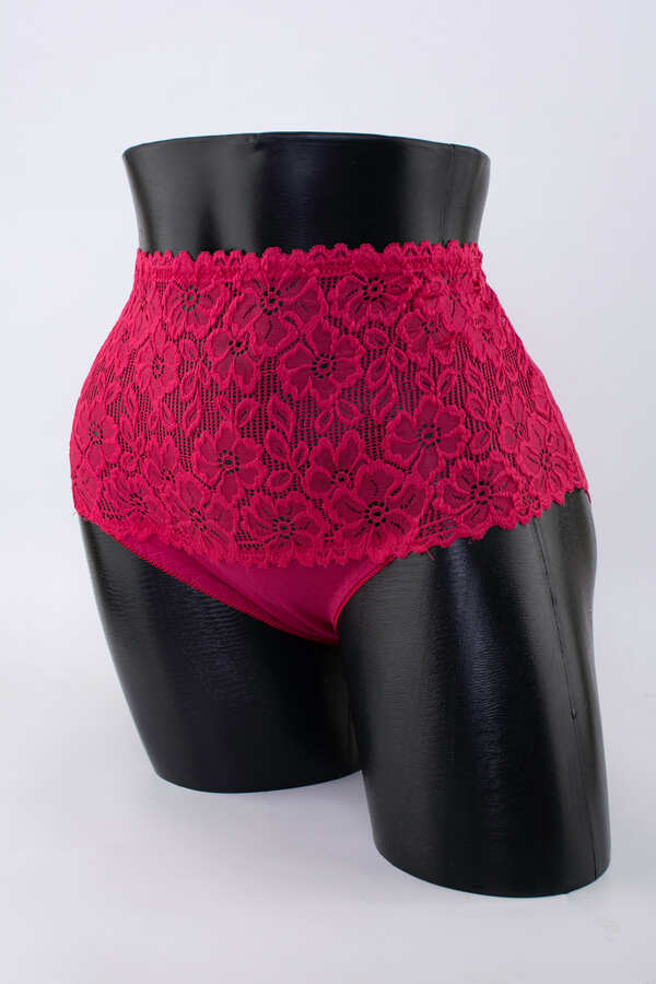 Слипы с цветочным кружевом