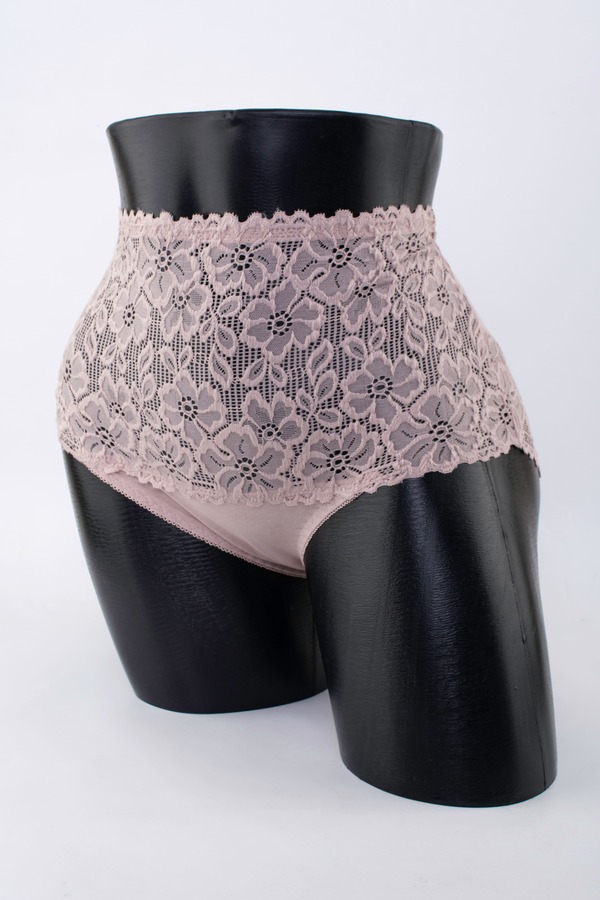 Слипы с цветочным кружевом