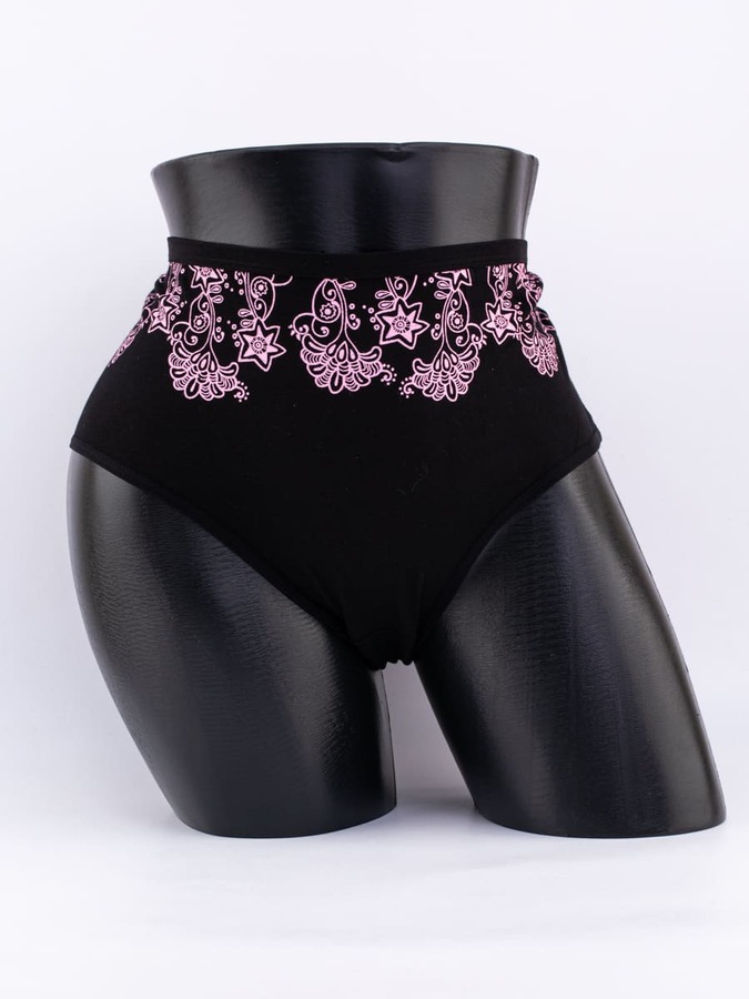 Слипы с ажурным принтом