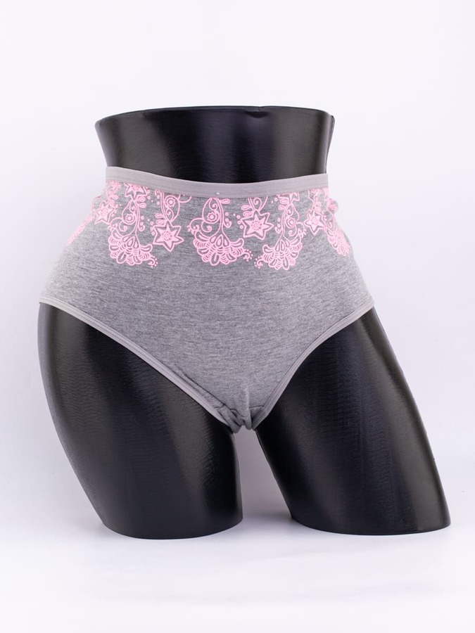 Слипы с ажурным принтом