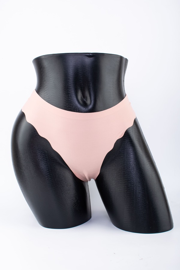 Бесшовные стринги №1